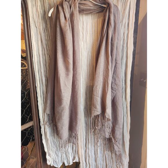 Tassel Scarf - Picture 1 of 1